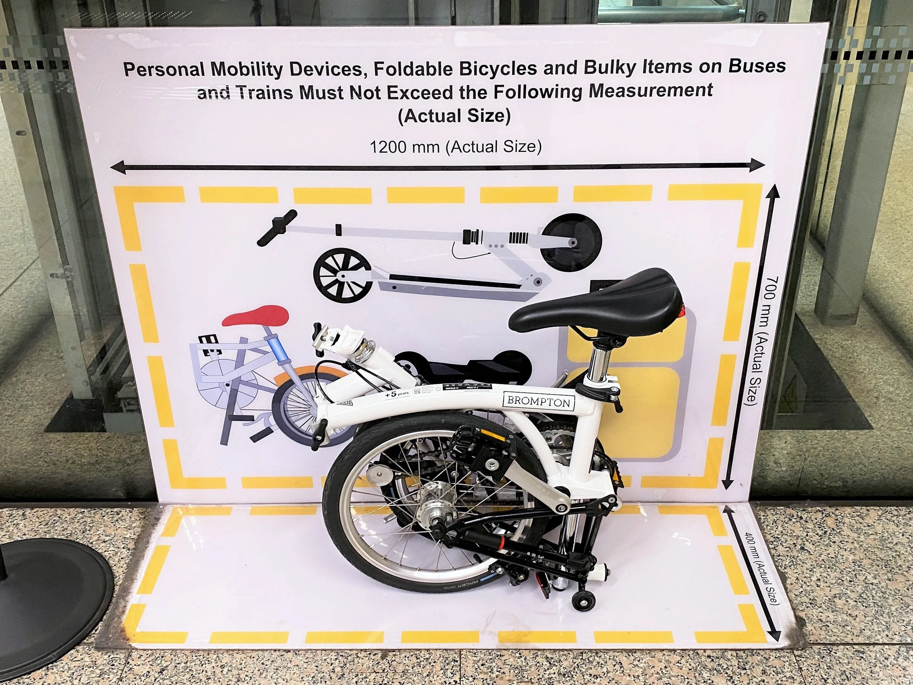 Brompton in a Singapore MRT