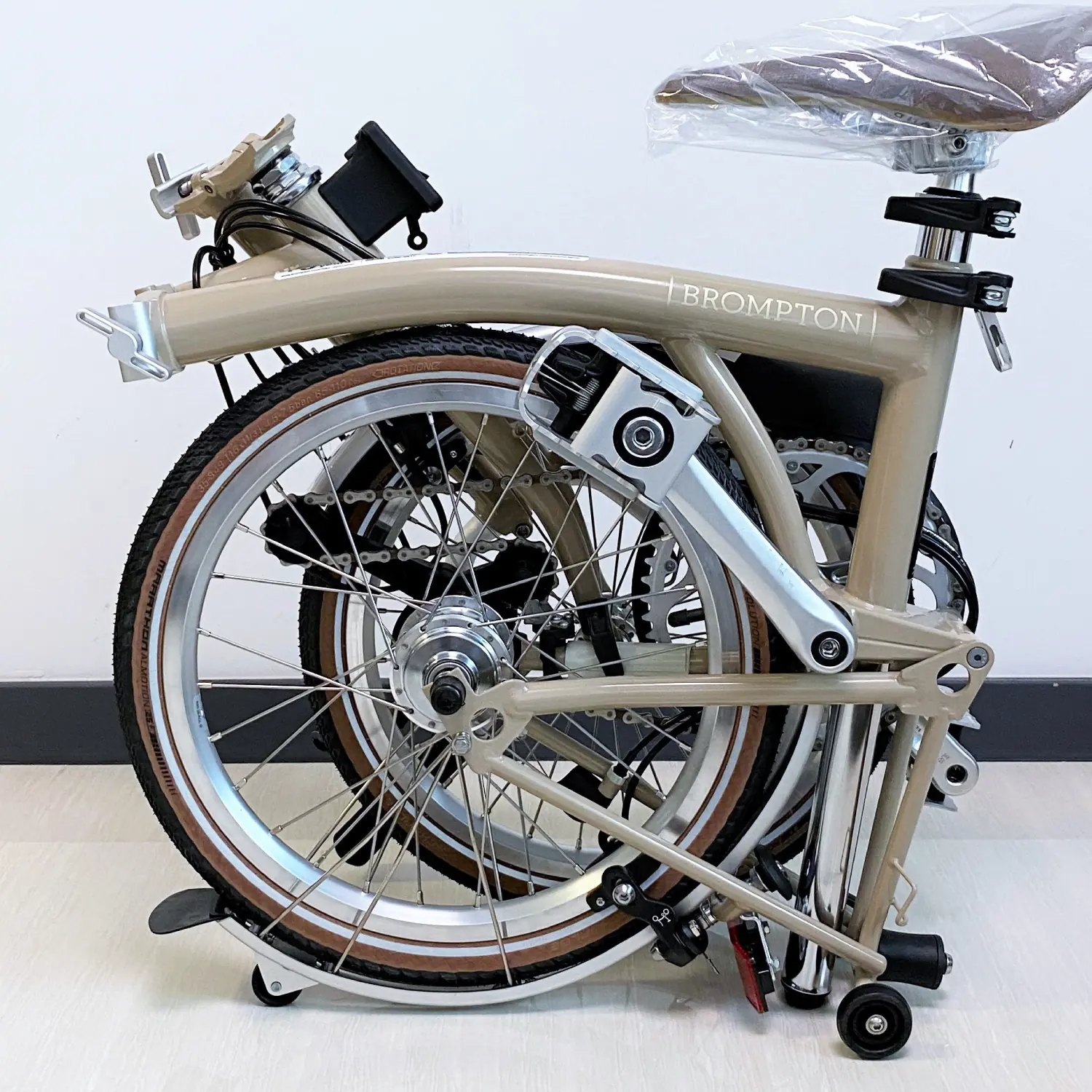 Brompton Barbour x Brompton C Line Explore
